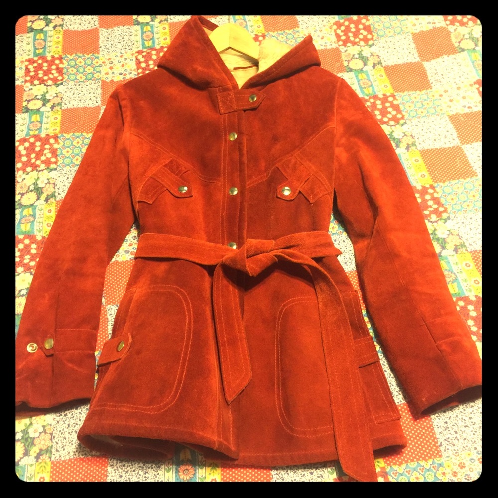 💸REDUCED 💸Vintage 1970s suede jacket